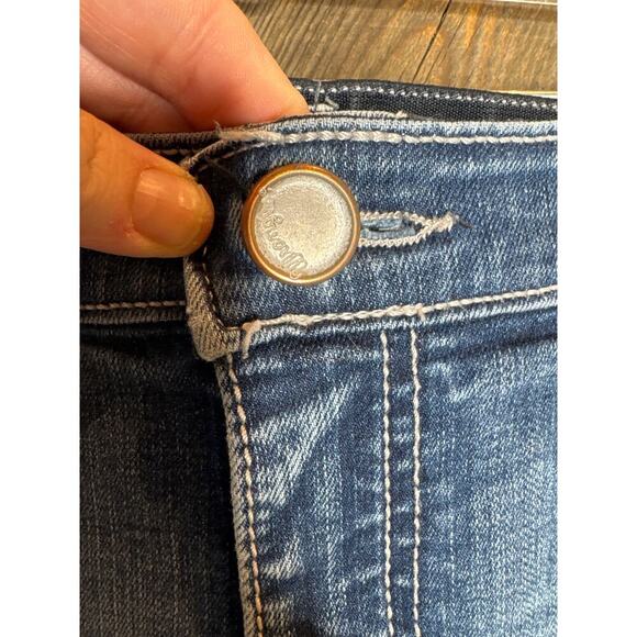 Wrangler Women's Q-Baby Ultimate Riding Jeans Size 9/10 x 36 Medium Wash - Picture 2 of 9